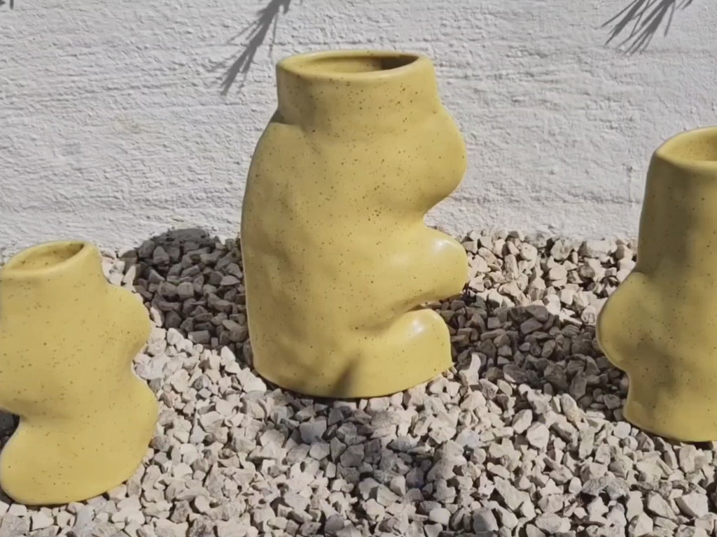 Fluxo Ceramic Vase -  Small Pistachio Green